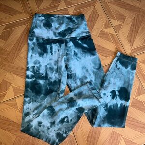 Lululemon tie dye leggings